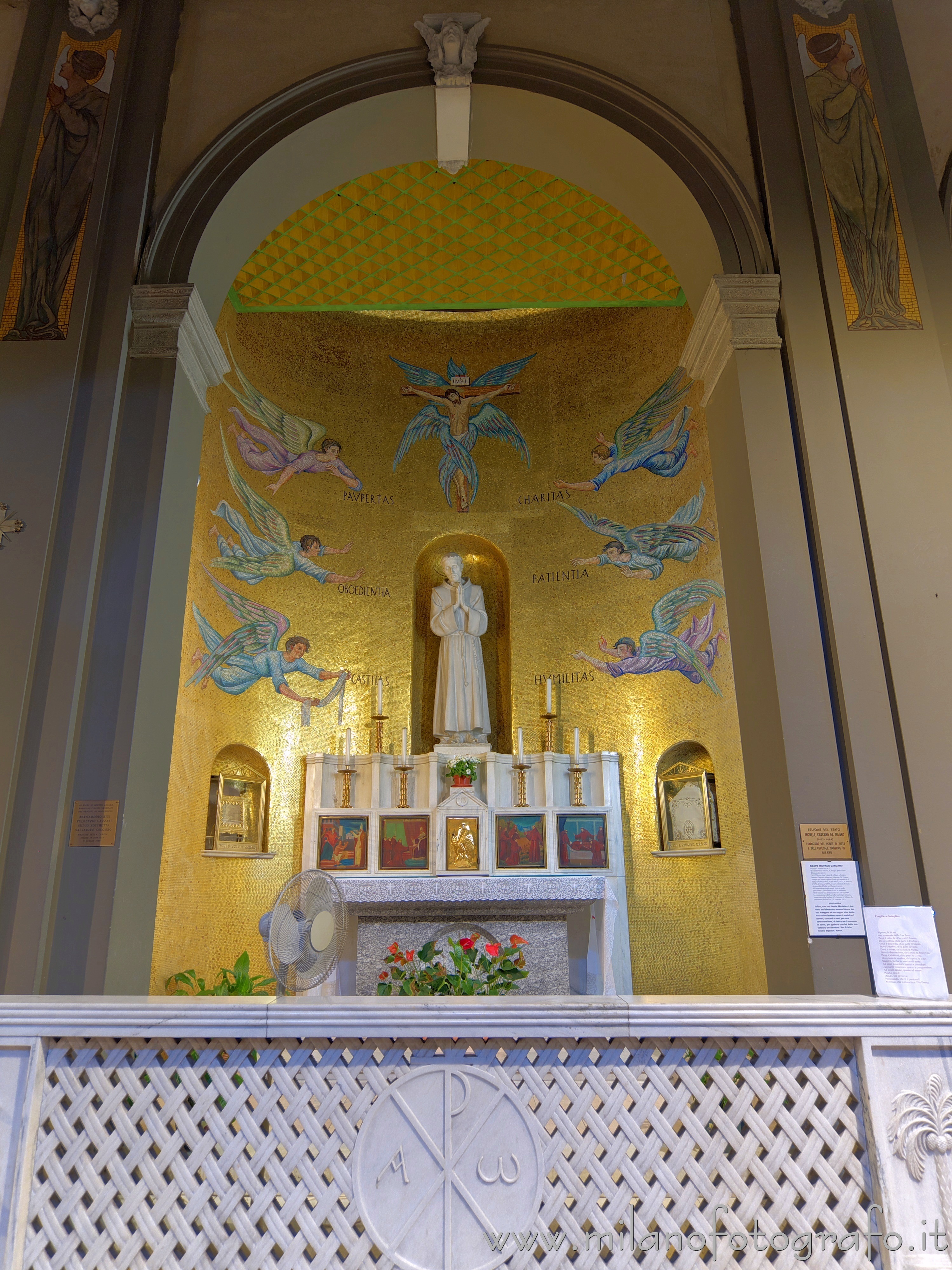 Milan (Italy) - Chapel of St. Francis in the Sanctuary of Sant'Antonio da Padova - Full resolution picture